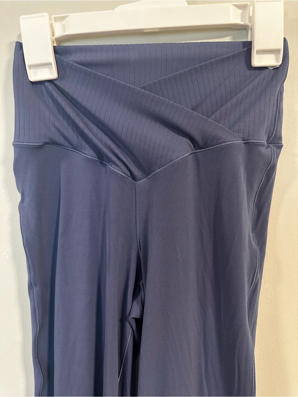 aerie Slate Purple High-Waist V-Cut Leggings